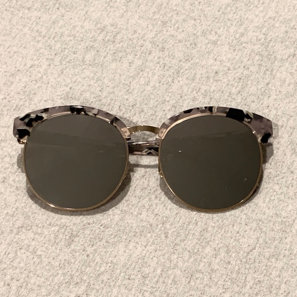 ❗️SOLD❗️Gentle Monster sunglasses - Picture 8 of 8